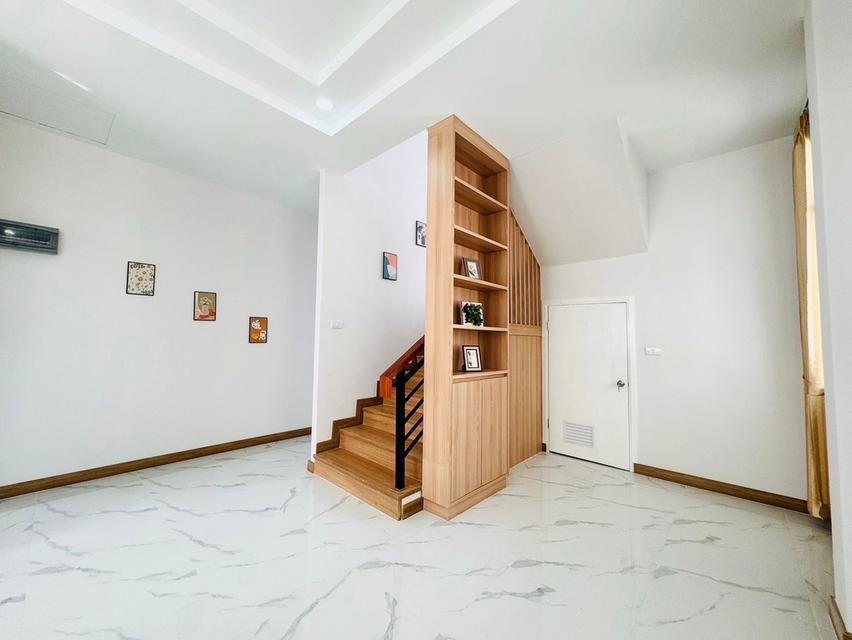 🏡💦 Pool Villa 2 ชั้น มีสระส่วนตัว! ใกล้ตลาด–ห้าง ทำเลดีสุด ๆ ย่านเศรษฐกิจ พร้อมเข้าอยู่! ✨ 8