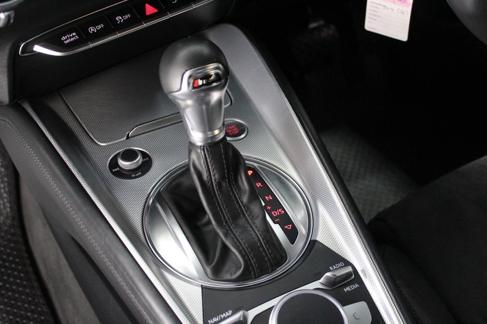 รหัสรถ JRS7996 🏎️ Audi TT ปี 2018 16