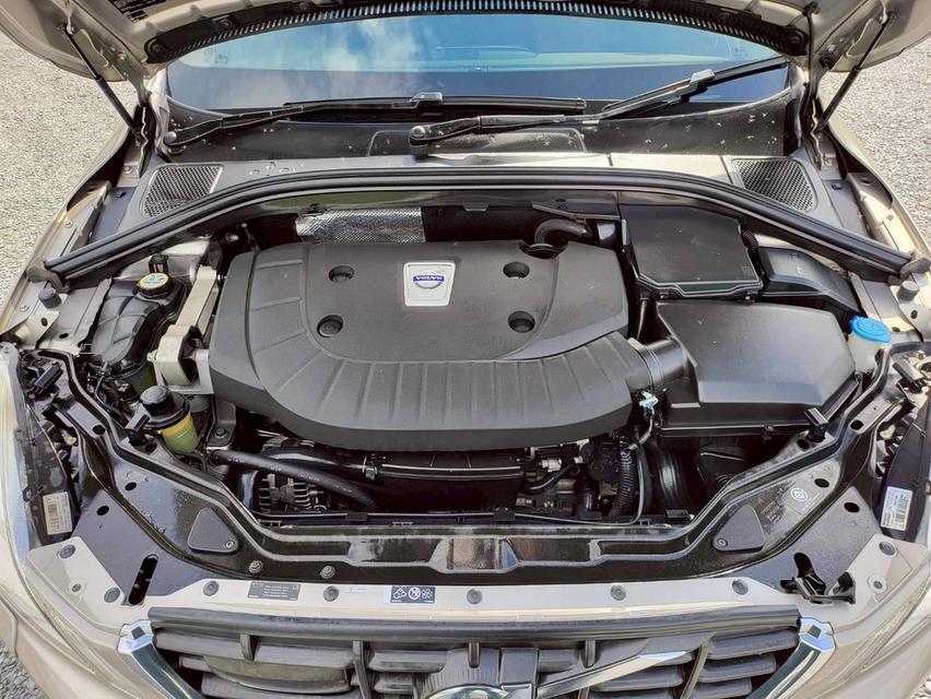  VOLVO XC60 D4 Turbo (Diesel) 2014 SUVหรู วิ่งน้อย สภาพสวยๆ ในราคาที่คุ้มมากๆ 19