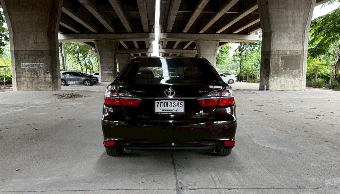 ขายรถ Toyota Camry 2.0G ปี 2018 สีน้ำตาล เกียร์ออโต้ 5