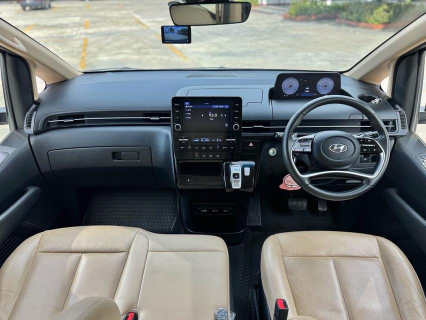 HYUNDAI STARIA 2.2 SEL 8AT รูปที่ 14