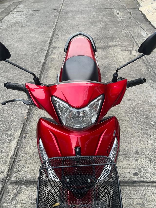 Yamaha Finn สีแดง ปี 2022 2