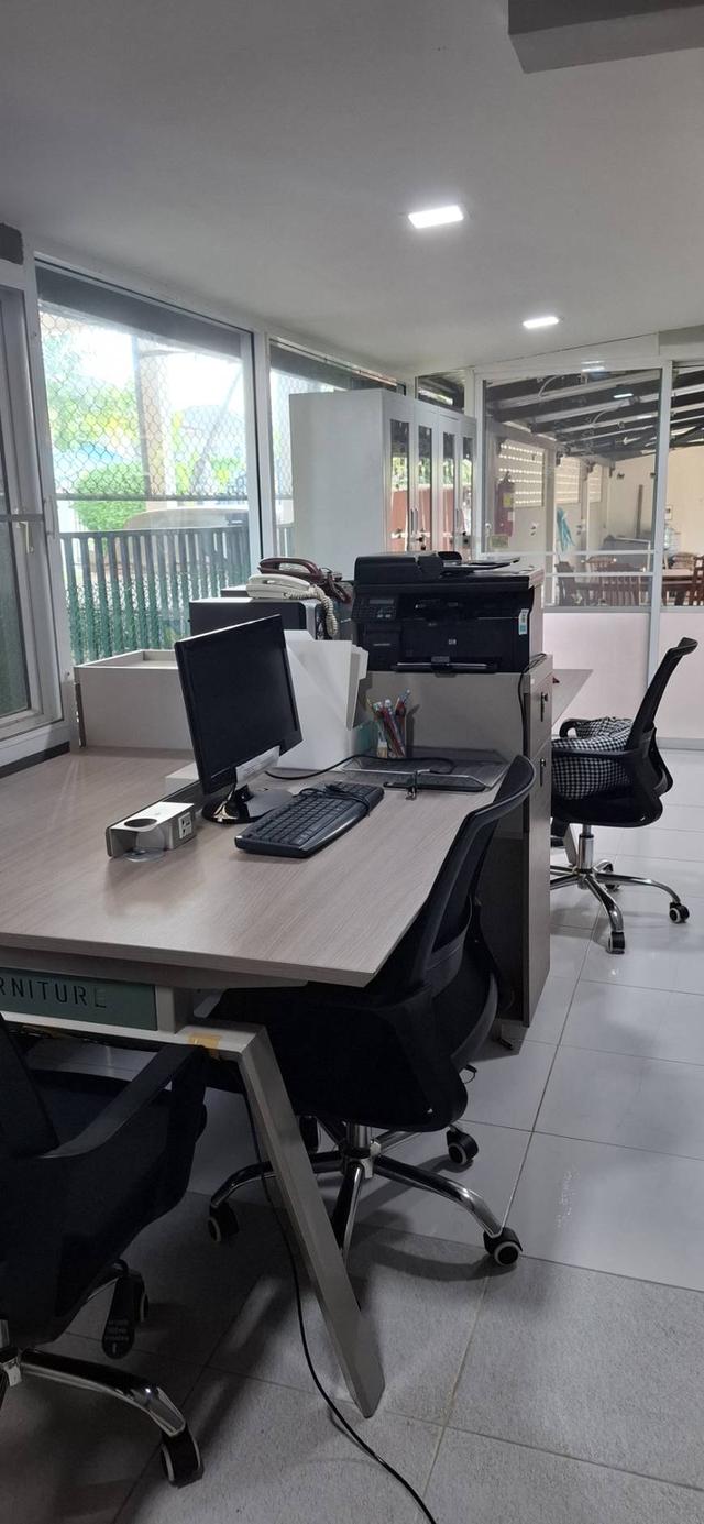 บ้านขนาดใหญ่ พื้นที่ใช้สอยเยอะ แอร์ 8 ตัวขายขาดทุน ใกล้สำนักงานเขตสะพานสูง 16