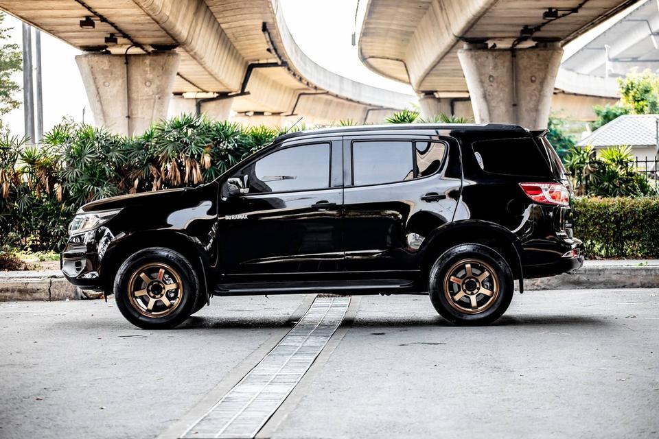 CHEVROLET TRAILBLAZER 2.5 LT ดีเซล ปี 2017 สีดำ รถครอบครัว 7 ที่นั่ง สภาพดี  10