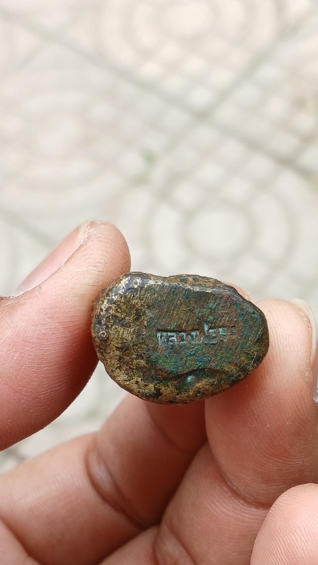 รูปหล่อโบราณ หลวงพ่อจง 6