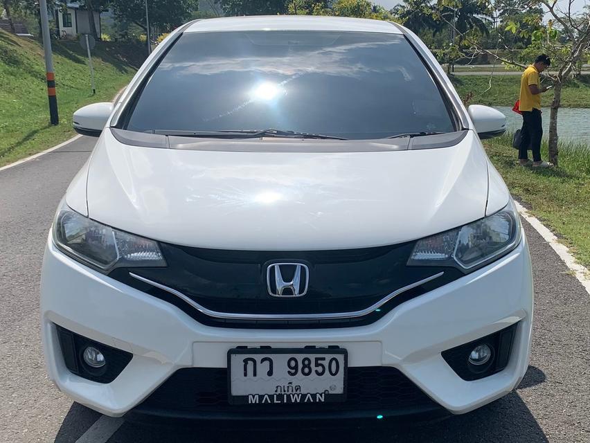 HONDA JAZZ 2015 1.5 i-VTEC SV AT 💓 เก๋งตัวรองท็อป 5 ประตู มือเดียว สภาพสวยตามรูป ออฟชั่นใช้งานได้ครบ พับเบาะราบได้ จุของได้เยอะ