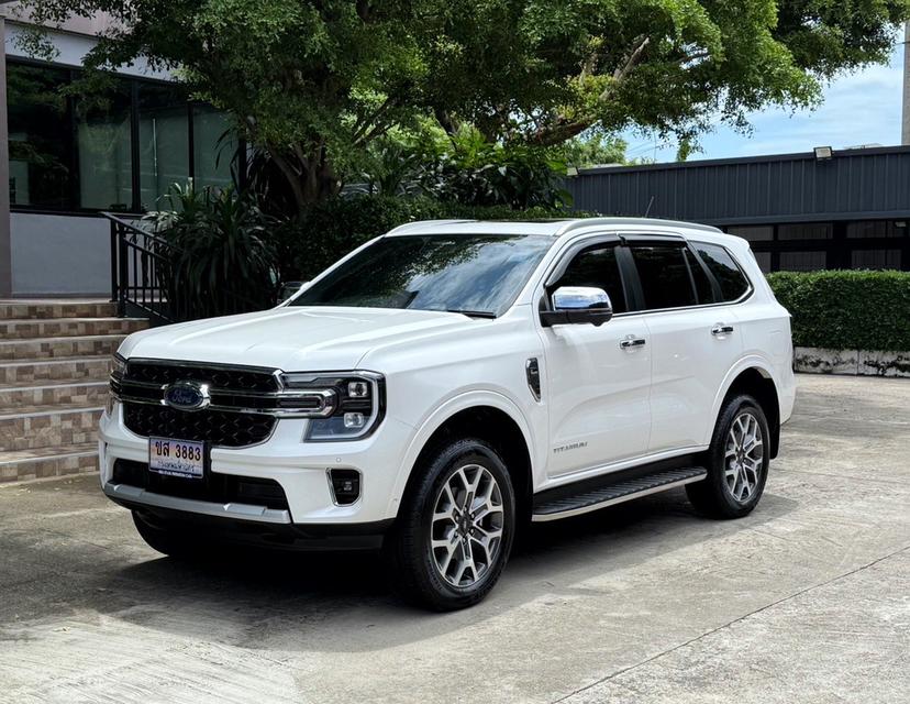 2024 FORD EVEREST 2.0 BI TURBO TITANIUM PLUS 4WD รถมือเดียว 18,000 กม สภาพป้ายแดง รถไม่เคยมีอุบัติเหตุครับ