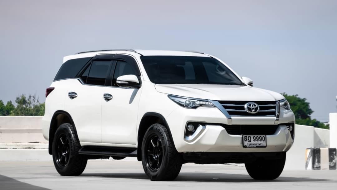 Toyota Fortuner 2.4 V 2WD ปี 2017 รหัส BAC9990 3