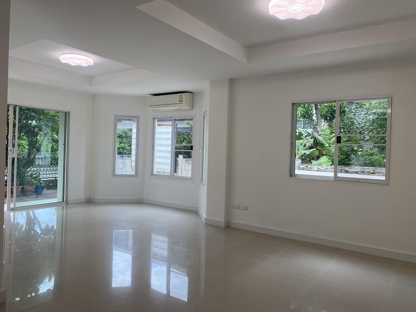 ขายบ้านเดี่ยว ชวนชื่นซิตี้ วัชรพล 4 ห้องนอน 3 ห้องน้ำ 170 ตรม. ฮวงจุ้ยดี บ้านเลขที่มงคล 14