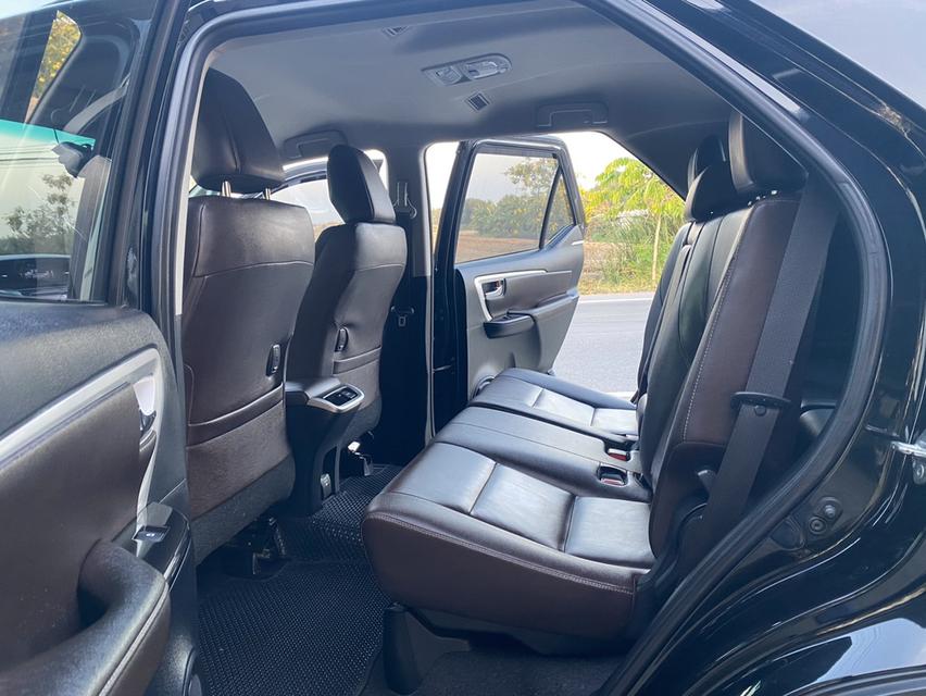 Toyota Fortuner 2.4 cc โฟวิล ออโต้ รูปที่ 9