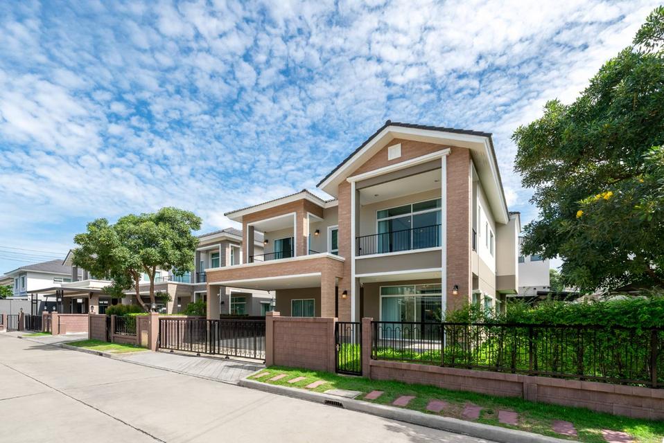ขายบ้านเดี่ยว หมู่บ้านลัดดารมย์ วงแหวน-รามอินทรา 2