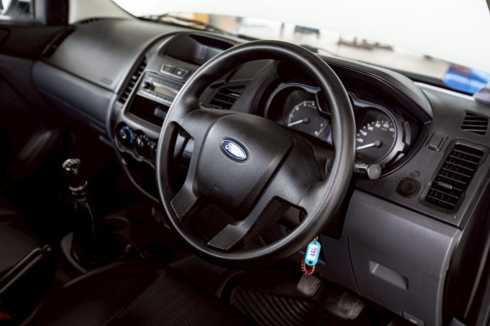 FORD RANGER 2.5 XL STANDARD CAB ปี 2014 สีขาว  14