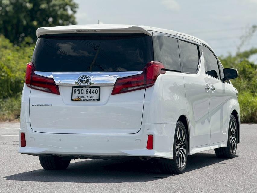TOYOTA ALPHARD 2.5 SC PACKAGE ปี 2022สีขาว