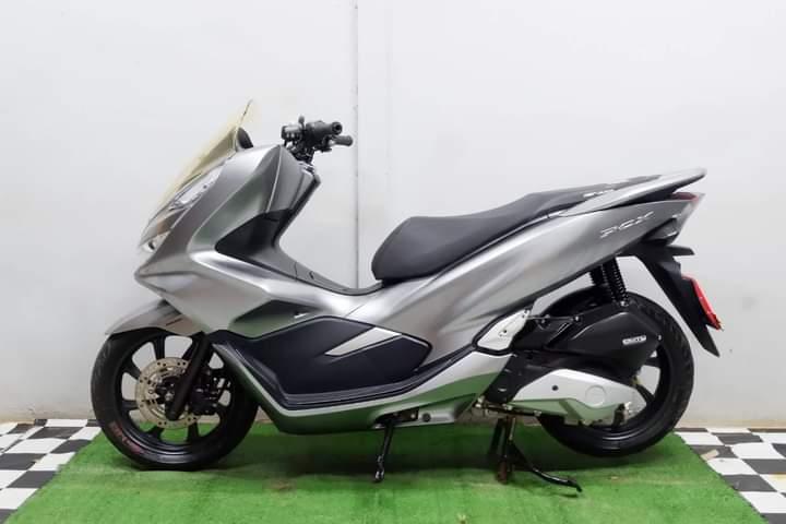 Honda pcx สีเทา160 2