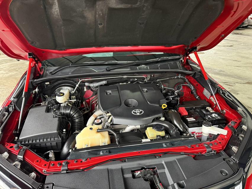 TOYOTA FORTUNER, 2.8 GR SPORT BLACKTOP 4WD ปี 2022 โฉม ปี15-ปัจจุบัน สีแดง รูปที่ 19
