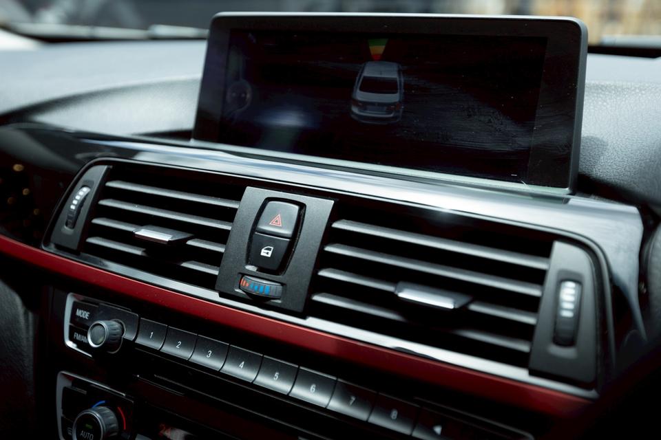  BMW 320d Sport F30 ไมล์ 89,000 กม. โทร.0922639576 เอ๋  10
