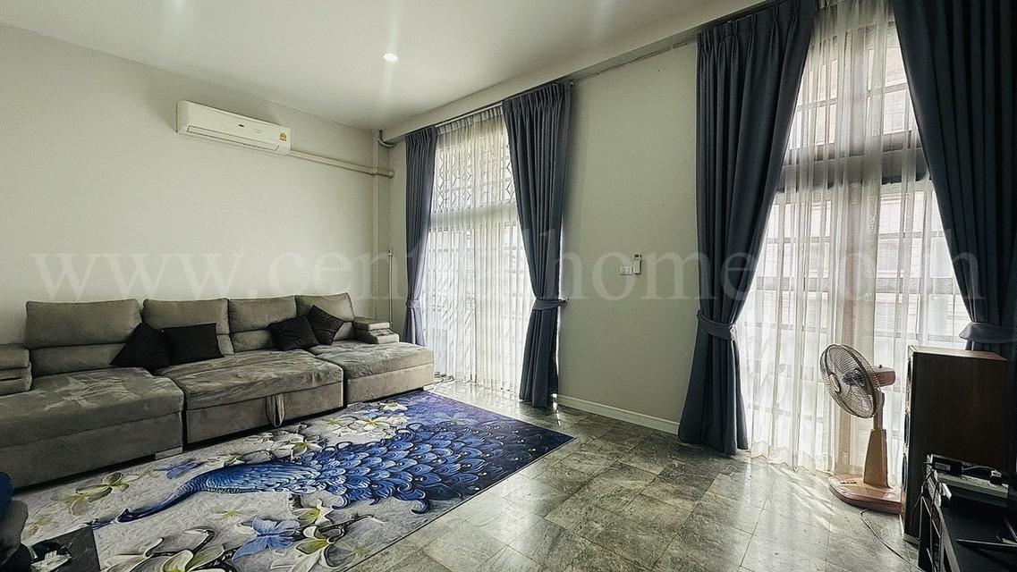 ทาวน์โฮม 3 ชั้น 45 ตร.วา ซอยรามคำแหง 65 (ลาดพร้าว 122 มหาดไทย) พร้อมอยู่ 15