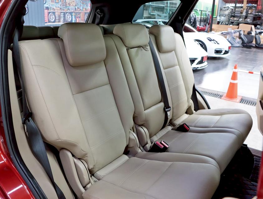 FORD EVEREST 3.2 TITANIUM+ 4WD ปี2016ตัวท็อปสุดของรุ่น  ชุดแต่งรอบคัน 14