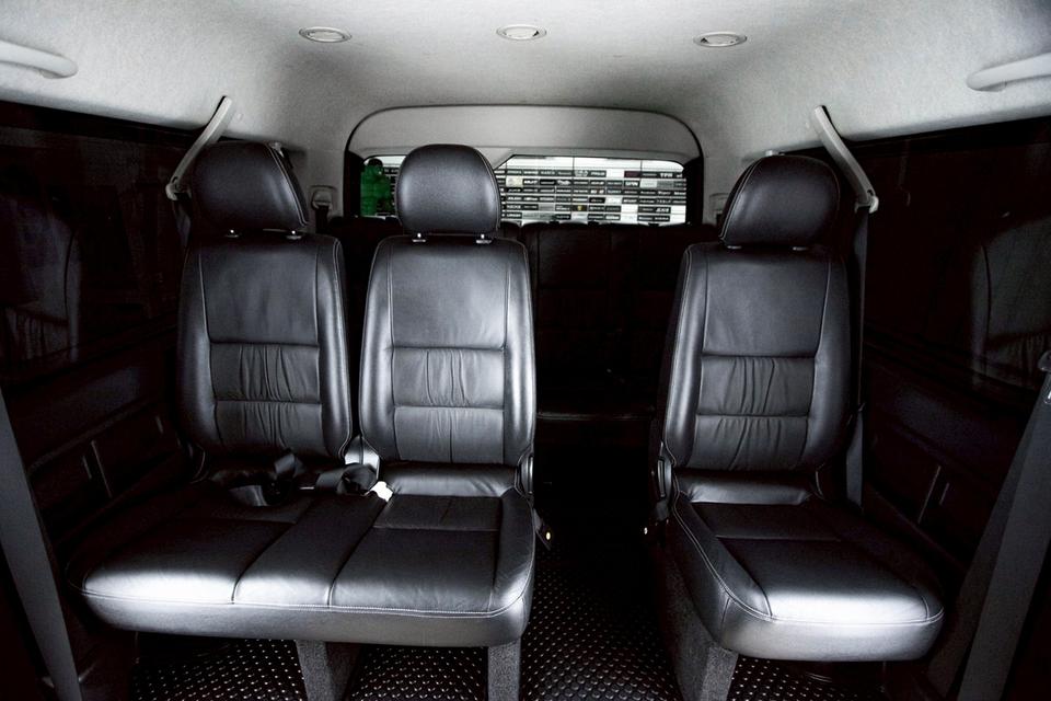 TOYOTA VENTURY 3.0 V 2015  14