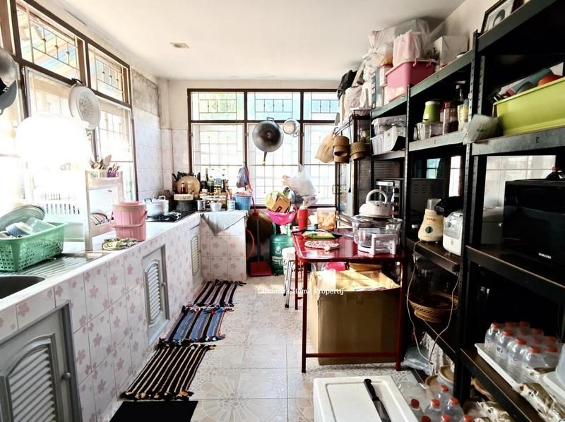 LM25-0180 ขายบ้านสร้างเอง ซ.จัดสรร2 เพชรเกษม เลียบคลองภาษีเจริญฝั่งเหนือ เนื้อที่ 60 ตรว 3 นอน 2 น้ำ 1 ครัว 3 จอด 7