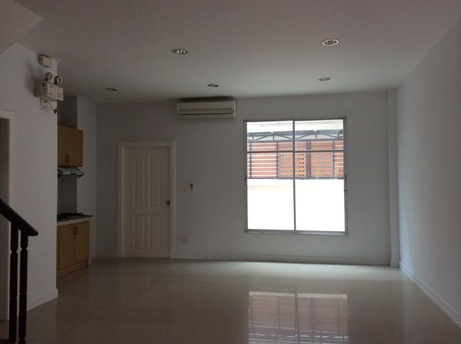 ให้เช่า บ้านกลางเมือง มอนติคาโล รัชวิภา 2