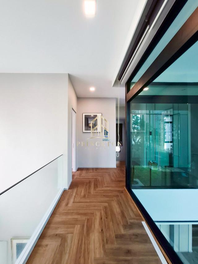 ให้เช่าบ้านหรู นันทวัน พระราม 9 - ศรีนครินทร์ ถนนกรุงเทพกรีฑา ติดโรงเรียน นานาชาติ Wellington 9