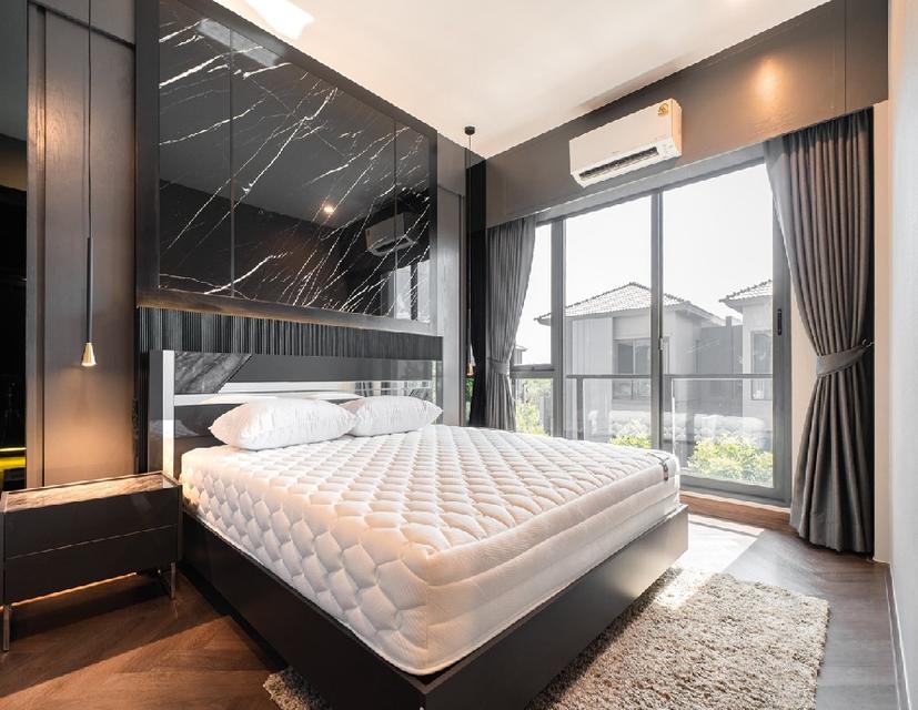 ให้เช่า หรือ ขาย บ้านเดี่ยว / บ้านแฝด 3 ชั้น / บ้านสวยมาก / โครงการ บ้านกลางเมือง ดิ อิดิชั่น ศรีนครินทร์-สวนหลวง 13