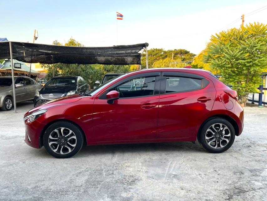 ปี 2019 MAZDA 2 ดีเซล ตัวท็อป รถมือเดียว ใหม่กริ๊บ มี BOOKSERVICE 6