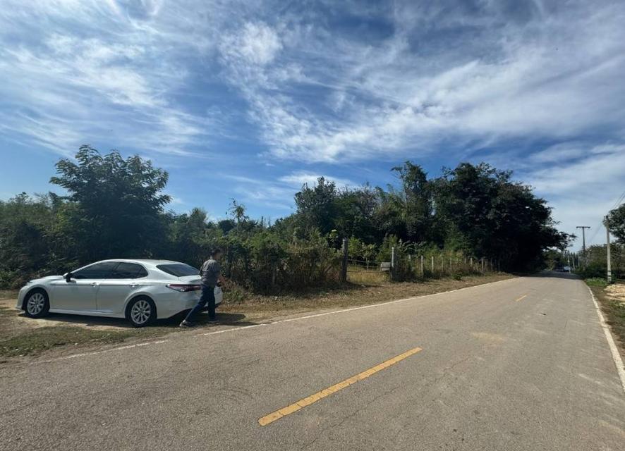 ขายที่ดินเปล่าติดถนน นิคมพัฒนา อำเภอเมืองลำปาง 3