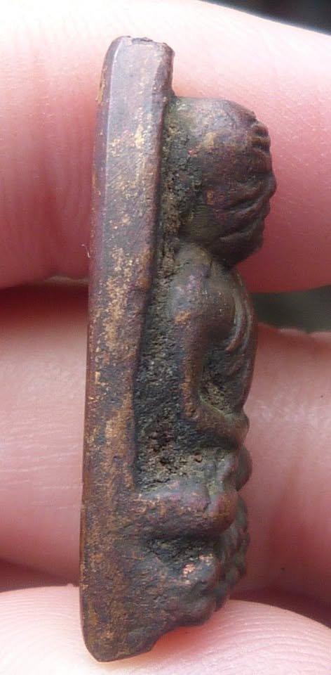 หลวงปู่ทวดพิมพ์หลังเตารีด อาปาเช่ รูปที่ 3