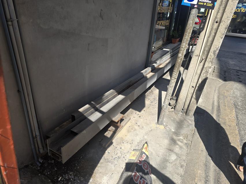 เหล็กบีม (ของใหม่) (ยาว6เมตรxกว้าง6นิ้ว) 7500บาท