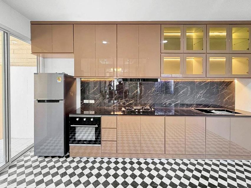 บ้านเช่าสองชั้น สวยคุ้ม บางละมุง ชลบุรี 6