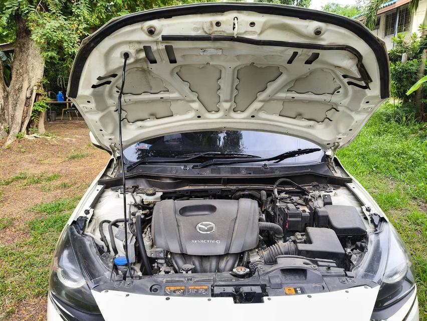 MAZDA 2 SKY ACTIV 1.3 S LEATHER (MNC) 2020 AT รถปี2020สีขาว 8