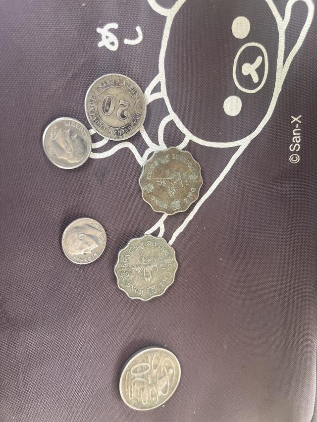 เหรียญต่างประเทศสนใจเหรียญไหนบอก