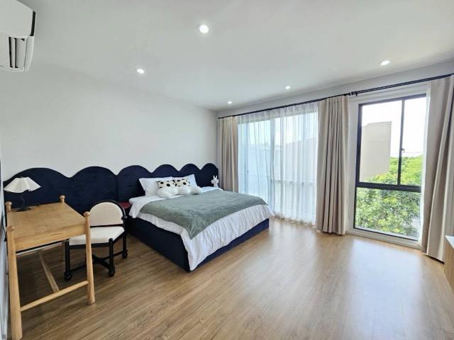 ให้เช่าทาวน์โฮม 3 ชั้น บ้านกลางเมือง พระราม 9 กรุงเทพกรีฑา บ้านพร้อมอยู่บ้านใหม่ตกแต่งครบ ใกล้ โรงเรียนBrighton College Wellington College 4