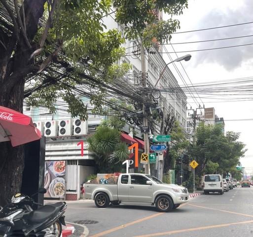 ที่ดิน ที่ดิน สุขุมวิท 49 ทองหล่อ 25 ราคาดีๆ