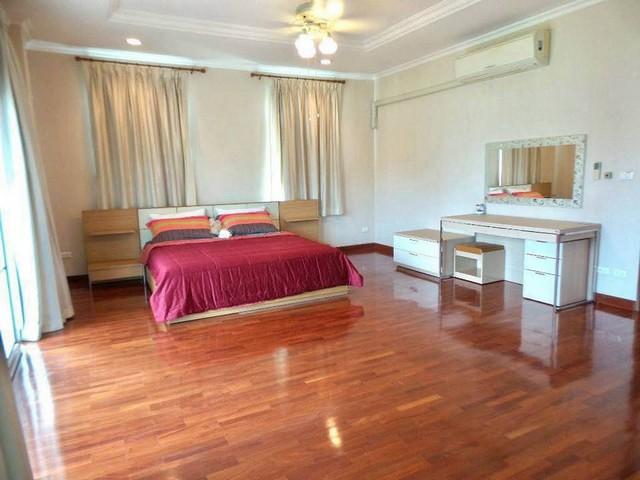 ให้เช่าบ้านเดี่ยว สิทธารมย์รีเจ้นท์ ศรีนครินทร์ 3 ห้องนอนระเบียงใหญ่ 3 ห้องน้ำ ถนน ลาซาล บางนา 4