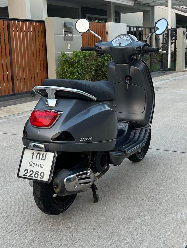 Vespa LX 125 ปี 2019 สีสวยใหม่พร้อมใช้งาน มือ 2 4