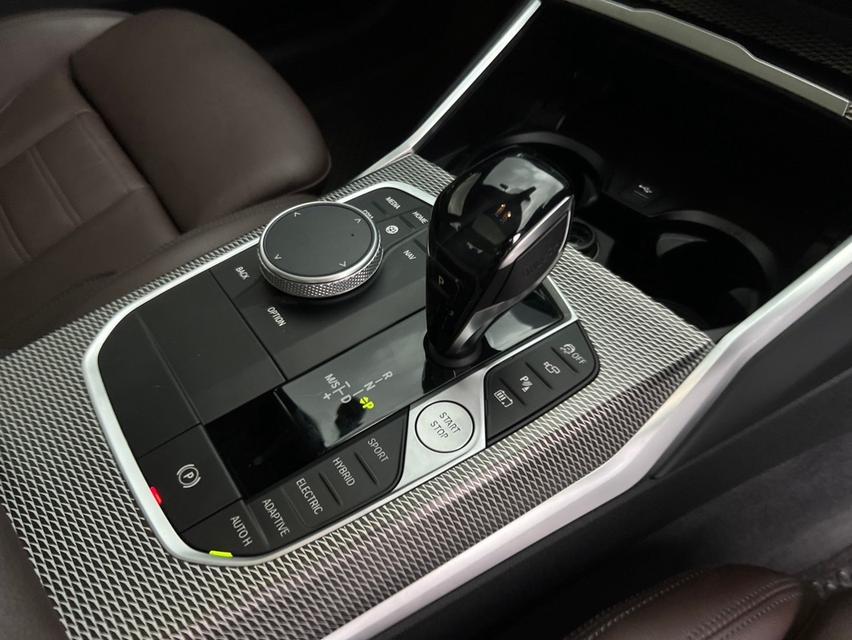 BMW 330e M Sport G20 ปี 2020 รูปที่ 15