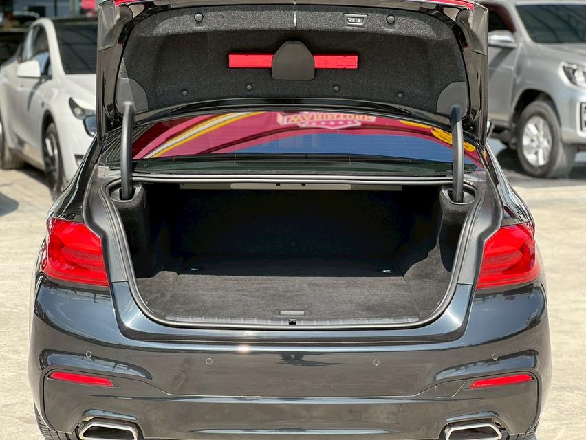 ปี 2020 BMW SERIES 5, 530e 2.0 M SPORT มือเดียวป้ายแดง 19