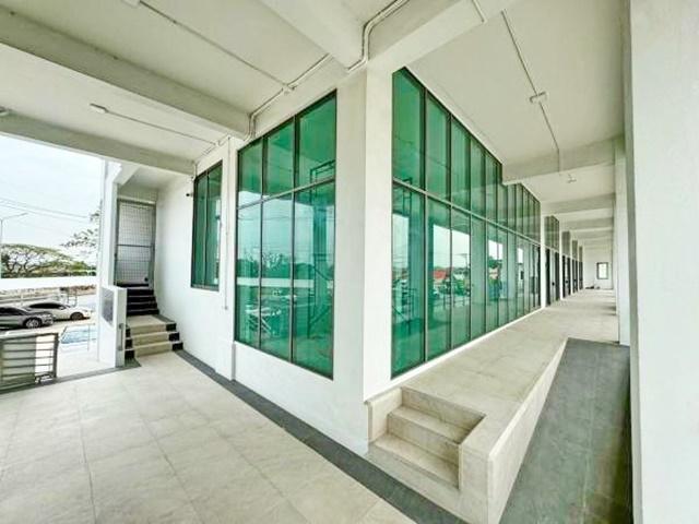 อาคารสำนักงานเพียวเพลส ราชพฤกษ์ 1.8 กม. ชั้น1 ให้เช่าติดถนน ย่านบางบัวทอง มีที่จอดรถ ใกล้โรบินสัน ไลฟ์สไตล์ ราชพฤกษ์ 3กม 8