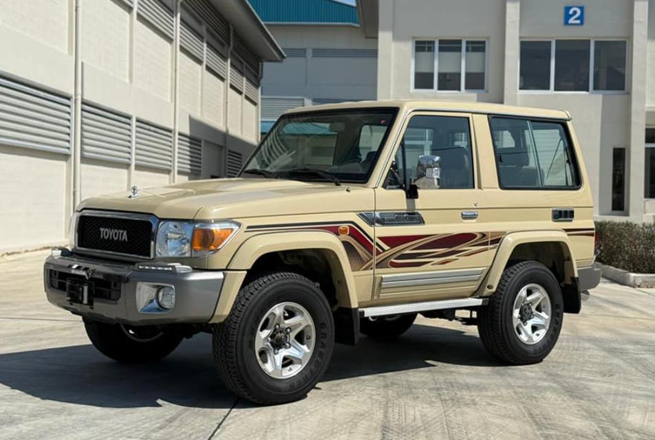 ขาย Toyota Land Cruiser  2