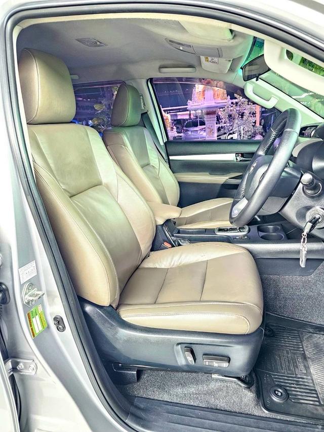 Toyota Hilux Revo Doublecab 2.4H Auto 2015/16 รูปที่ 9