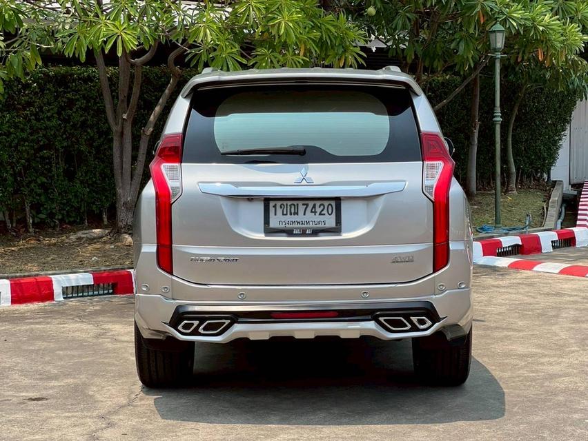Mitsubishi Pajero 2.4GT Premium 4WD ปี 2016 สีเงิน รูปที่ 6