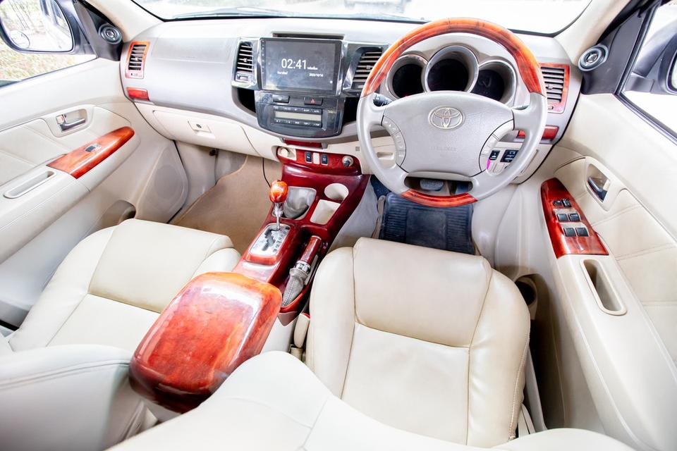 TOYOTA FORTUNER 2.7 V 4WD ปี 2005 เกียร์ออโต้ 9