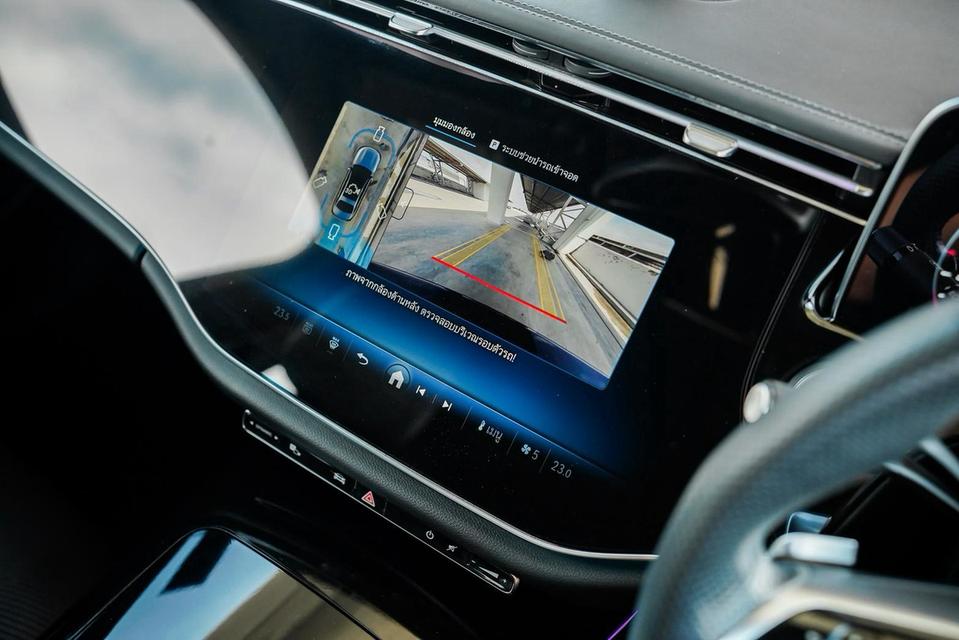 ✨Mercedes-Benz E220d AMG Line ปี 2024 สีดำ พร้อมวารันตีถึง 2027 รูปที่ 14
