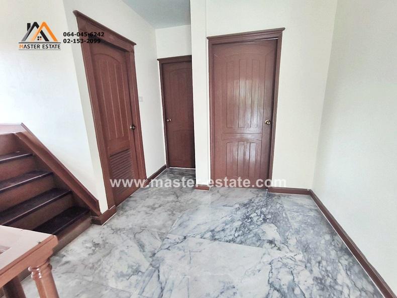 ม.มณียา บ้านเดี่ยวหลังใหญ่ 204.8 ตร.ว. จัดสวนตกแต่งสวยงาม 5 นอน 4 น้ำ อ.เมือง จ.นนทบุรี พท.ใช้สอยมากถึง 410 ตรม. 10