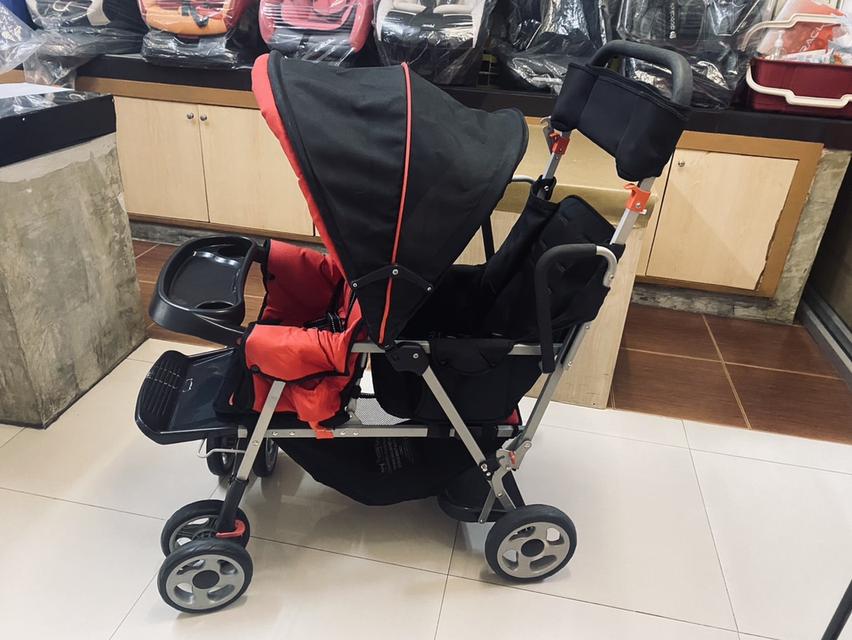 รถเข็นพี่น้องมือสอง Joovy ราคา 2,500 บาท