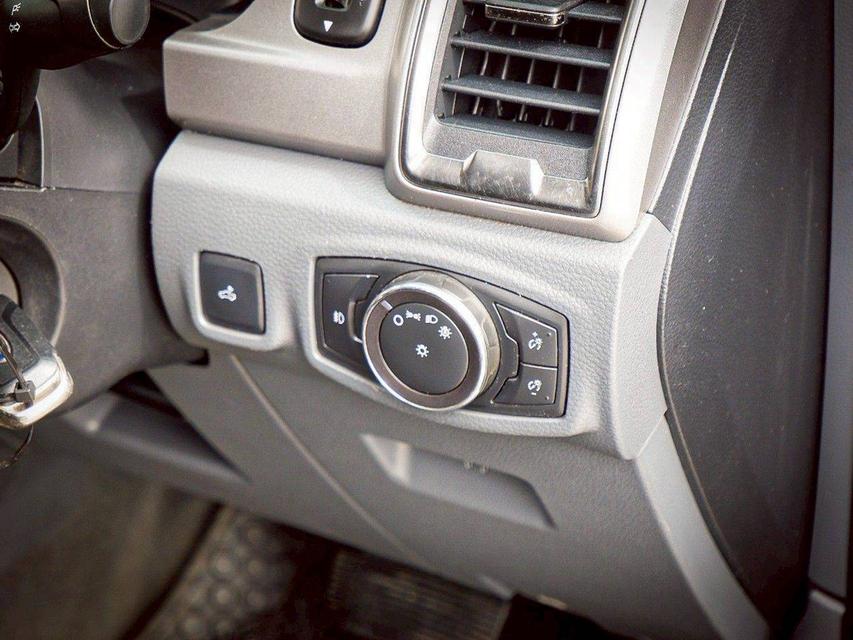 FORD RANGER 2.2 XLT HI-RIDER DOUBLE CAB เกียร์ Auto สีเทา ปี 2015 19
