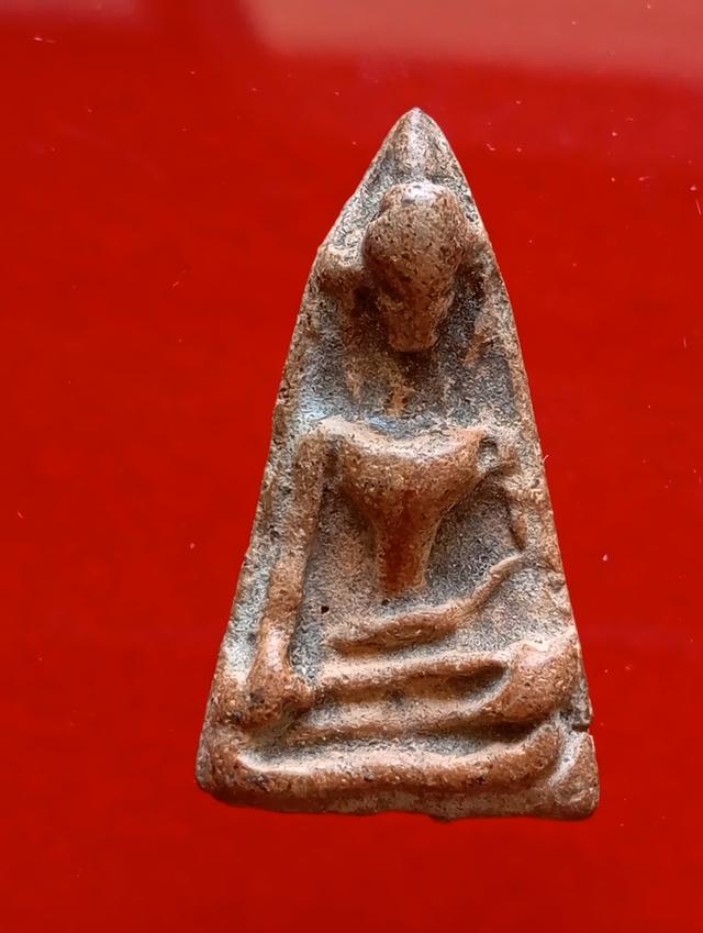 พระกรุนางพญา ผงสุพรรณ